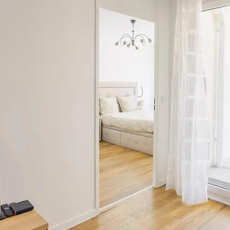 Agreable Deux Pieces Ensoleille, A 15 Minutes De Paris,