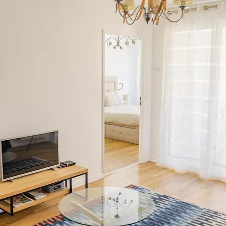 Apartment Agreable Deux Pieces Ensoleille, A 15 Minutes De Paris, *